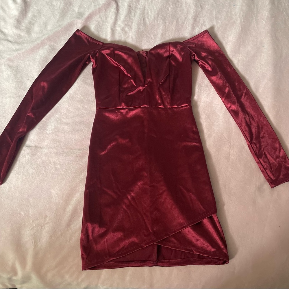 Windsor Burgundy Off-Shoulder Long Sleeve Dress